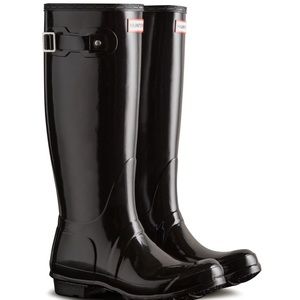 Hunter tall close rain boots black size 7